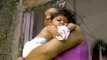 Um ano após surto de microcefalia, mães e bebês afetados sofrem com o abandono
