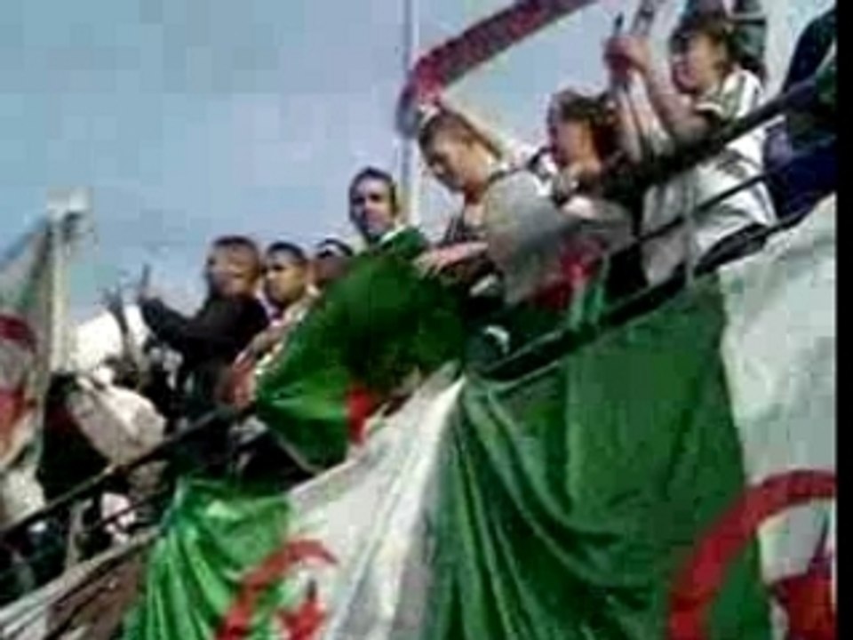 Bresil-Algérie-->hymne de l'agérie!!