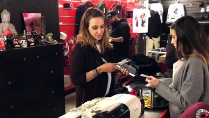 Rebounce Shop - Mannequin Challenge