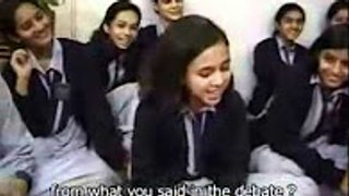What Pakistani Girls think about INDIA - Amazing VIDEO ! -