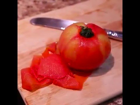 Como tirar a pele do tomate