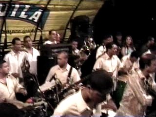 EL  MUNDO  AL REVES - IVAN VILLAZON Y SAUL LALLEMAND