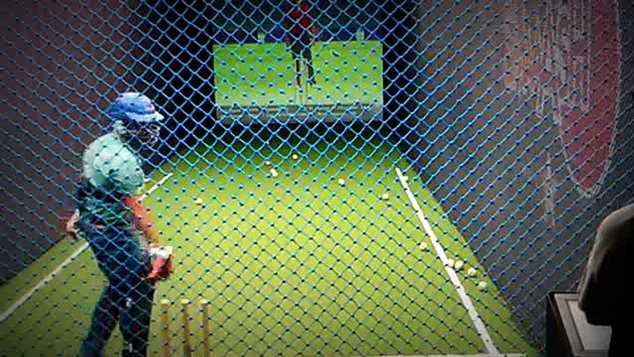 How to play Cricket at International Level against Seamers hahaha