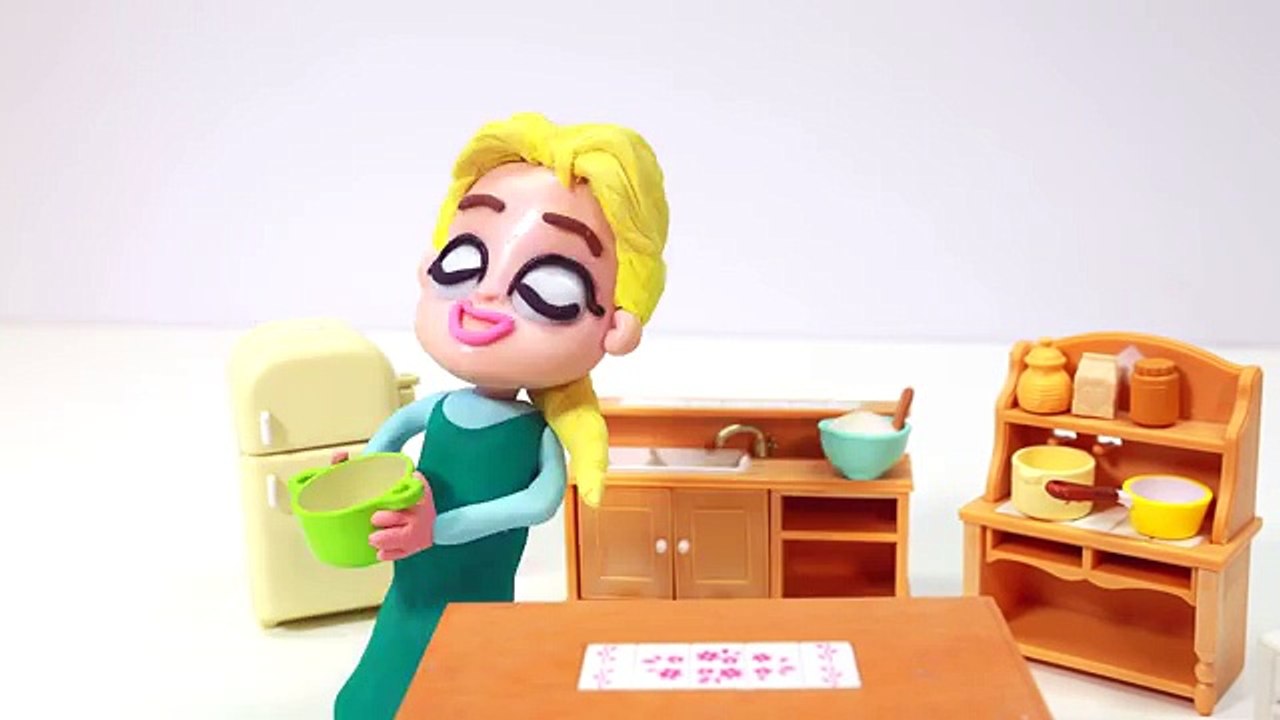Nasty Pimple Zit Queen Elsa Disney Frozen Movie Episodes | Play Doh Stop Motion Animation
