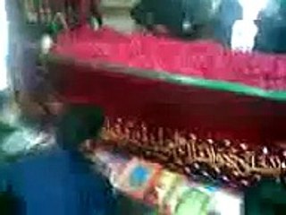 Shirk on baba Bulay Shah,s MAzar In QASOUR