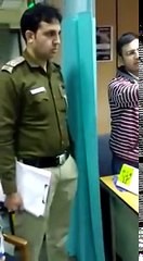 Drunk girl Offensive Behaviour with Delhi police Officer- Height of patience level