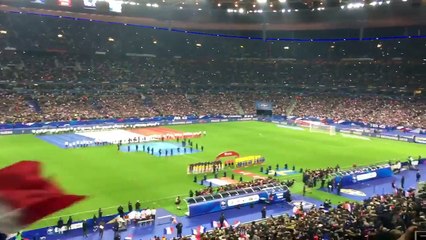 La magnifique Marseillaise au Stade de France lors de France-Suède