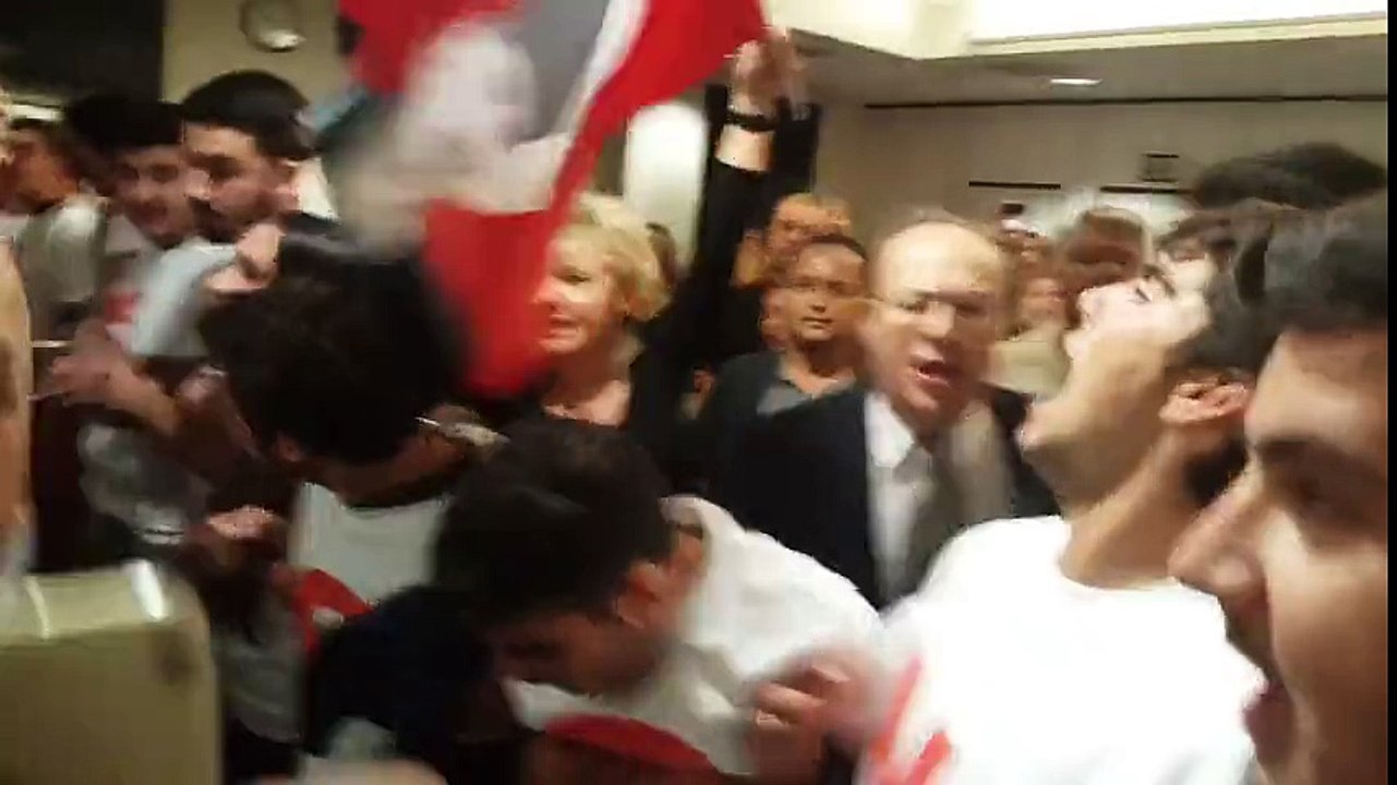 Ermeni Öğrenciler'in ABD'de Atatürk Sunumunu Basması