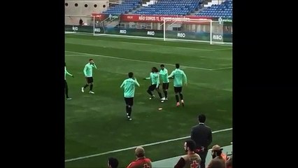 Boa disposição no treino da Selecção Nacional