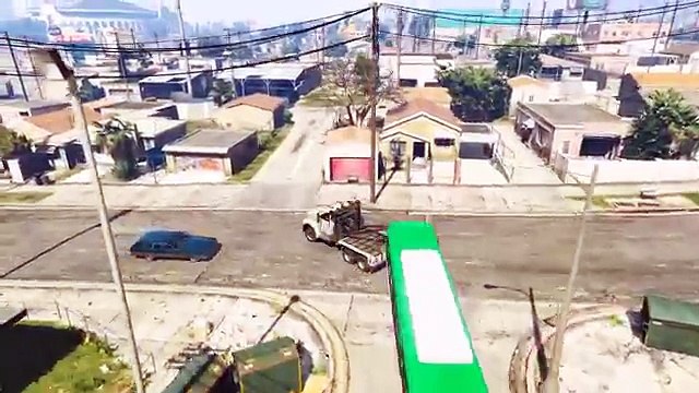 Братья Спайдермены и Цветные Автобусы езда по супер трассе, веселый мультик игра для детей