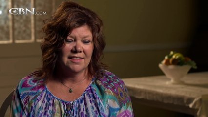 Il offre un rein à son ami pour lui sauver la vie, mais ce que les docteurs trouvent en lui est inimaginable!