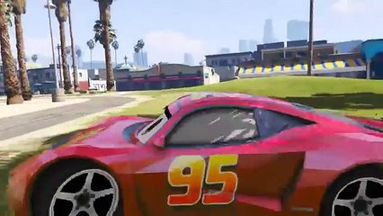 Отряд Спайдерменов & Молния Маквин Езда на байках и водных мотоциклах , мультик игра для детей