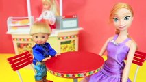AllToyCollector Barbie Play Doh Pizza Frozen Pizza Hut Restaurant Disney Princess Anna Toby