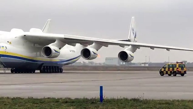 Самый большой украинский самолет Мрия загорелся в Германии