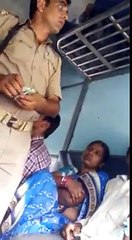 Lo G Desh Ke Rakhwale Hi Desh Ko Lutne M Lage H