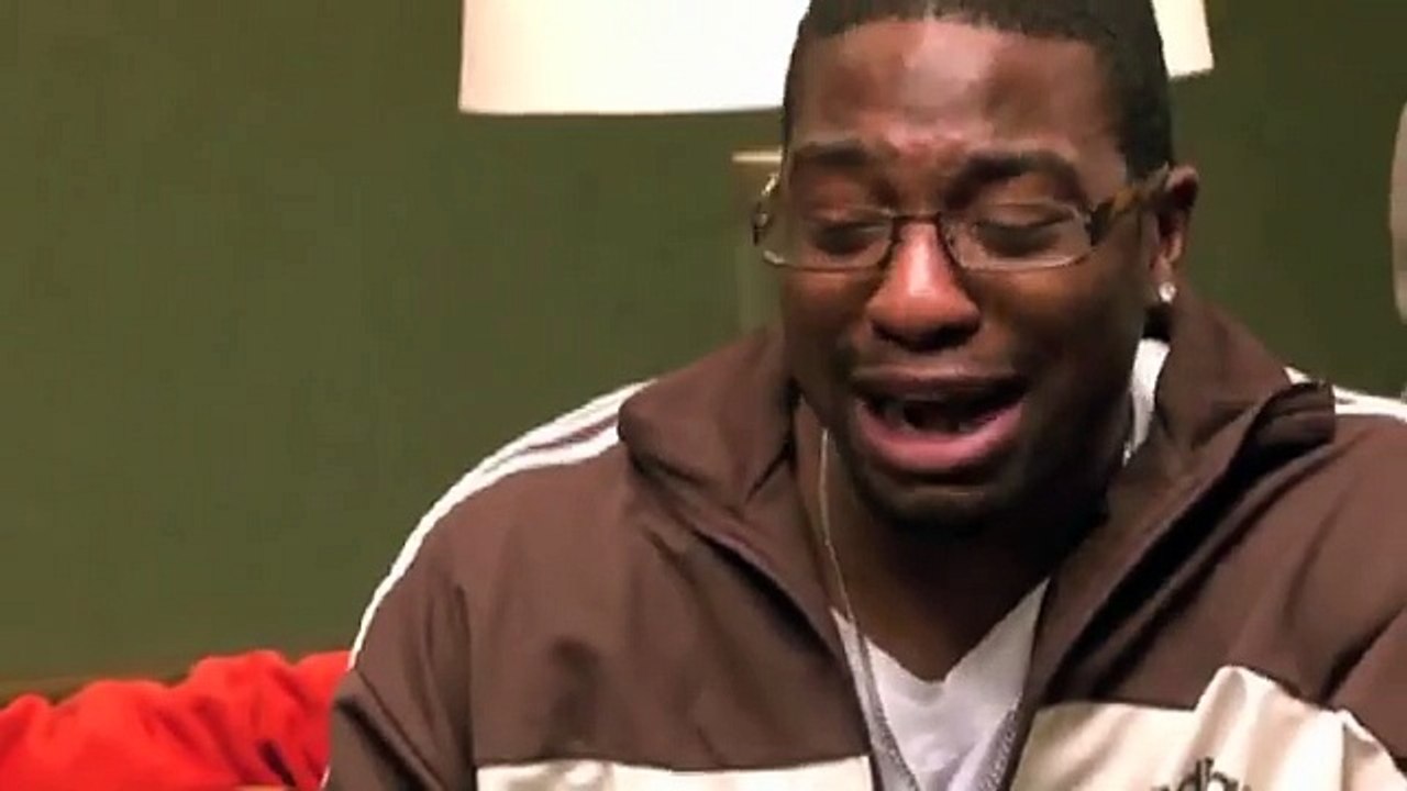 Best Cry Ever - احسن راجل يعيط في العالم الرجل الاسمر بيعيط