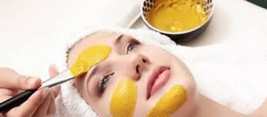 اقنعة من العسل للعناية بالبشرة وحب الشباب