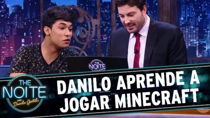 Danilo aprende a jogar Minecraft