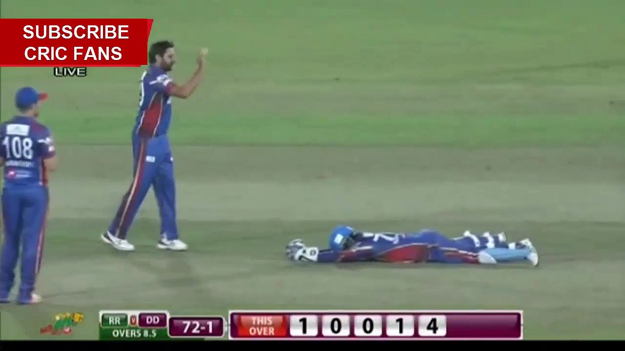 Shahid Afridi funny gesture with Shahzad, BPL 2016 -cricket fans