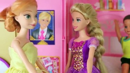 Frozen Elsa Barbie Ball Disney Frozen Ice Palace Anna, Kristoff, Prince Dance Party DisneyCarToys