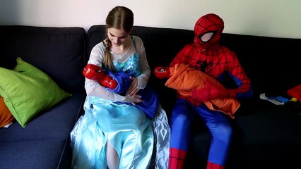 Frozen Elsa Pregnant Compilation! Superhero Fun in Real Life