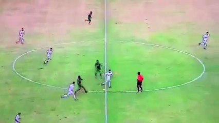 Le coup du sombrero d'Alex Iwobi face à l'Algérie