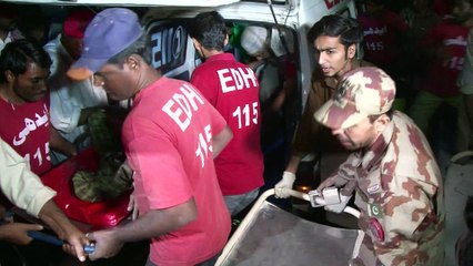 Al menos 52 muertos en atentado del EI en Pakistán