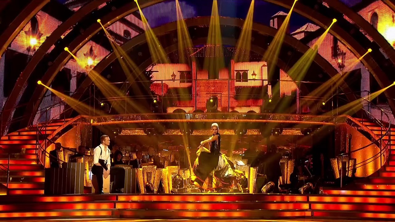 Greg Rutherford & Natalie Paso Doble to 'Tamacun' by Rodrigo y Gabriela