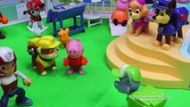 PAW PATROL Nickelodeon Peppa Pig & Paw Patrol Diving Contest Toys Video Parody