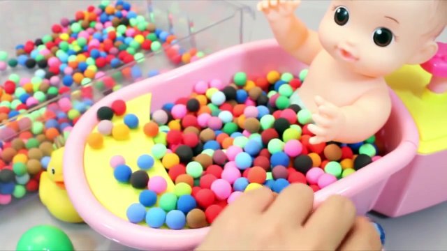 Baby Doll Bath Time Doctor Syringe Play Doh Toy Surprise Slime Learn Colors part3