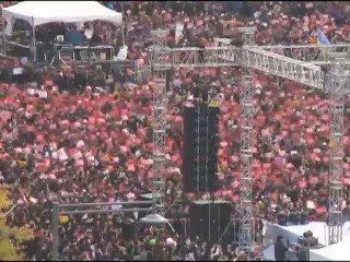 দক্ষিণ কোরিয়ায় প্রেসিডেন্টের পদত্যাগ দাবিতে বিক্ষোভ অব্যাহত