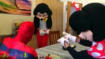 Minnie Mouse & SPIDERMAN LOSES THEIR HEAD! w/ Frozen Elsa Pink Spidergirl & Maleficent Superhero
