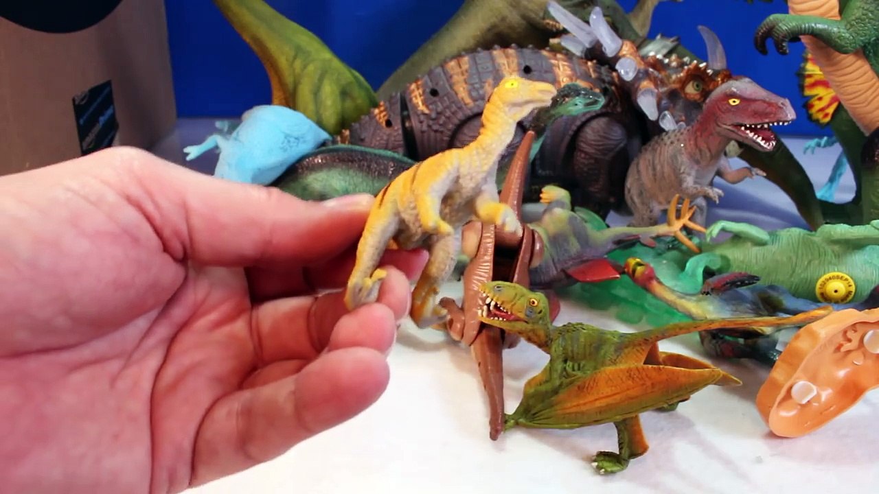 DINOSAURS What's in the Box Toy Dinosaur GIVEAWAY CONTEST Win Dinosaurs   Surprise Eggs Video-U8yjhOMLsOw