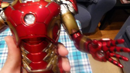 Hot Toys Iron Man MARK XLIII Avengers Age of Ultron 1/6