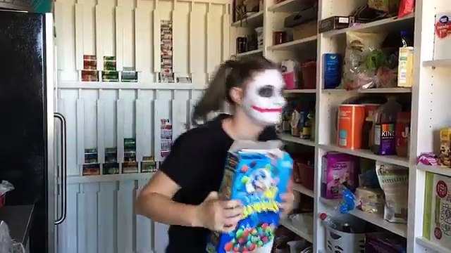 3 Bad Babies Bad Baby Joker Girl BALLOON SCARE PRANK FAIL! Bad Baby Victoria in Real Life!