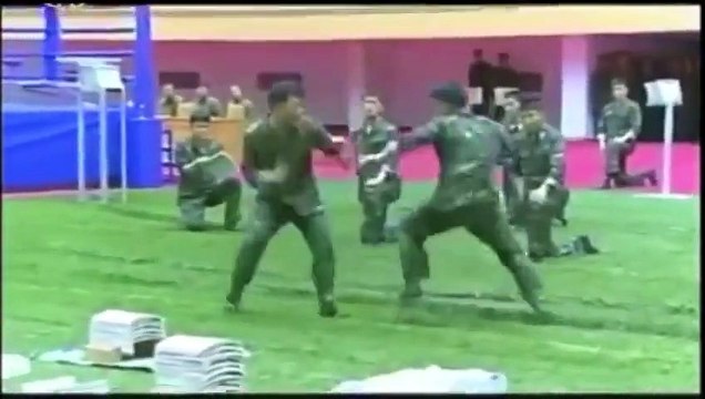 Des militaires nord-coréens s’entraînent au combat et c'est impressionnant