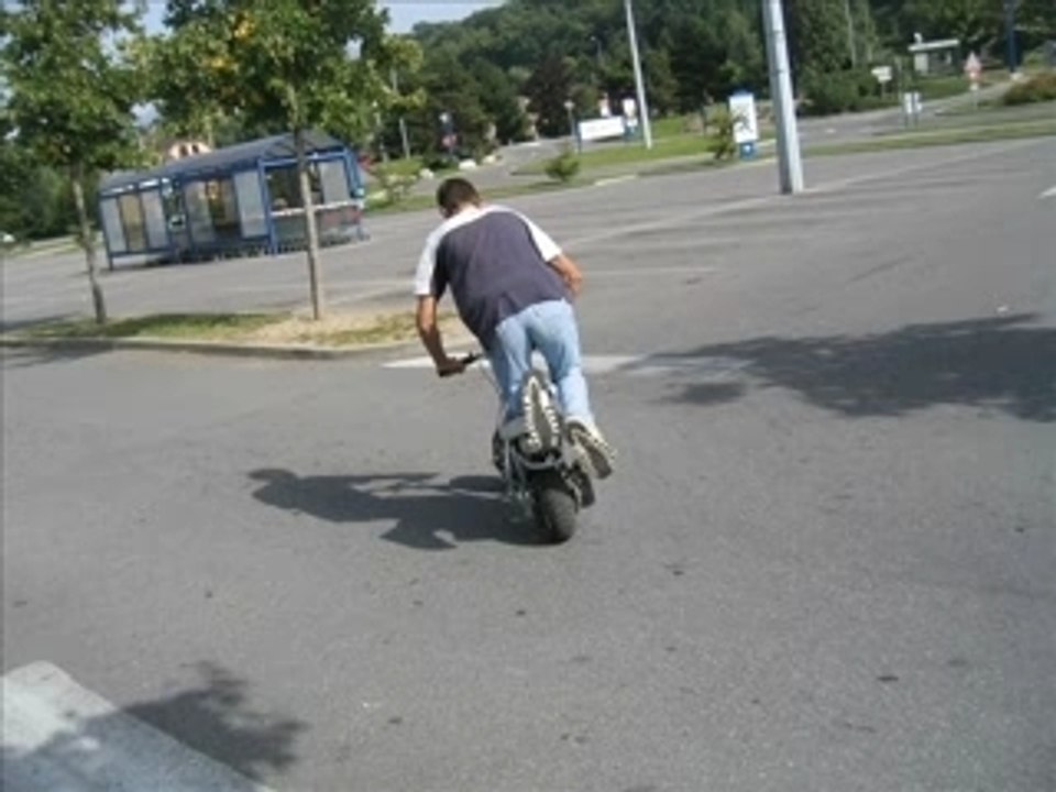 pocket scoot stunt