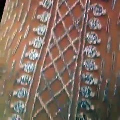 Isha Ambani Walk on Ramp With Daimond Dress Worth 90 Crore