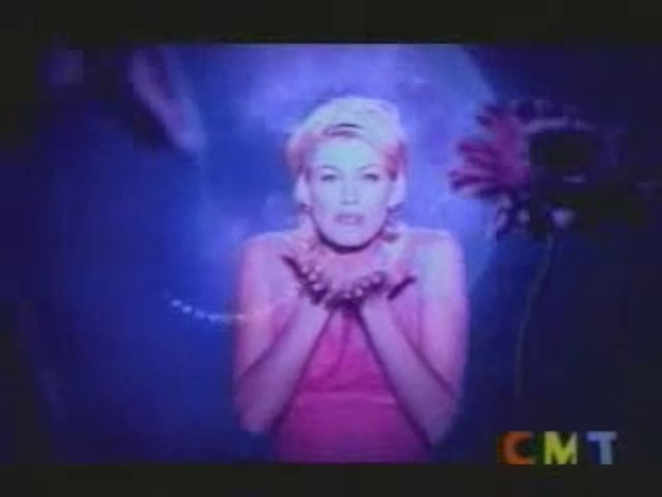 Faith Hill - This Kiss