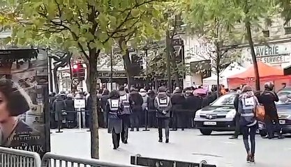 L'hommage aux victimes du Bataclan à Paris.
