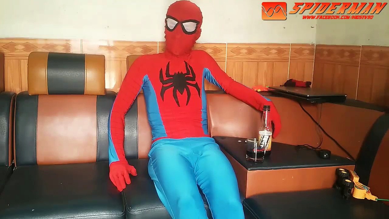 Siêu nhân nhện [spiderman] Vs Nữ hoàng băng giá [elsa frozen] - Cuộc chiến với Monkey (Tâp 1)