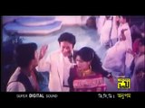 Sakil khan Sabnur Riaz Bangla movie songs (oi chand Mukhe Jeno Lagena grahon)