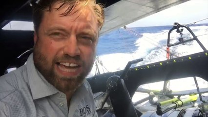 Alex Thomson takes the lead of the race / Vendée Globe