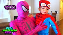 SPIDERMAN VOMIT RAINBOW COLORED BALLS w/ PREGNANT PINK SPIDERGIRL and FROZEN ELSA vs Joker Superhero