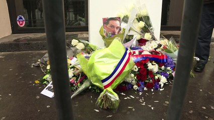 Attentats de Paris : hommage au Bataclan