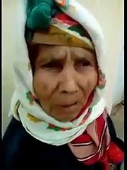 عجوز تونسية للباجي : ملّي جيت إنت إتّخذت ... تمشي تييييييت هههه شبعة ضحك