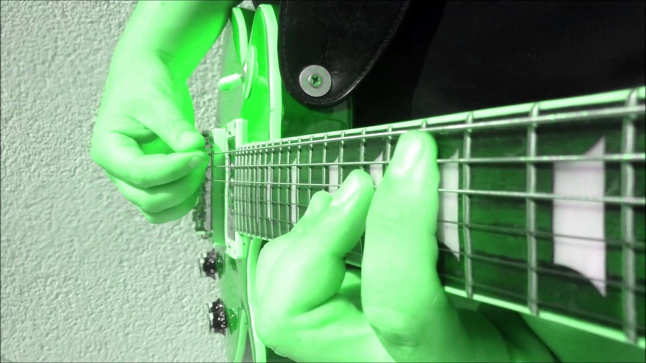 Alex Kohnert - Far Away