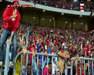 شاهد.. عمرو أديب يرقص على المزمار احتفالا بفوز المنتخب على غانا