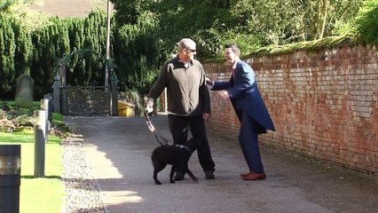 Quand le marié oublie les alliances...