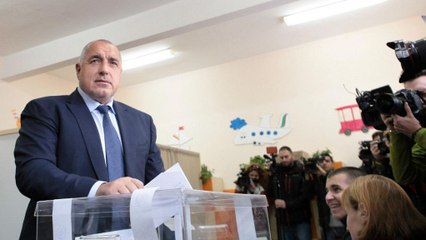 Βουλγαρία: Νίκη της φιλορωσικής αντιπολίτευσης στις εκλογές - Παραιτείται ο Μπόικο Μπορίσοφ